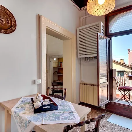 Ca' Badoer West * Venedig